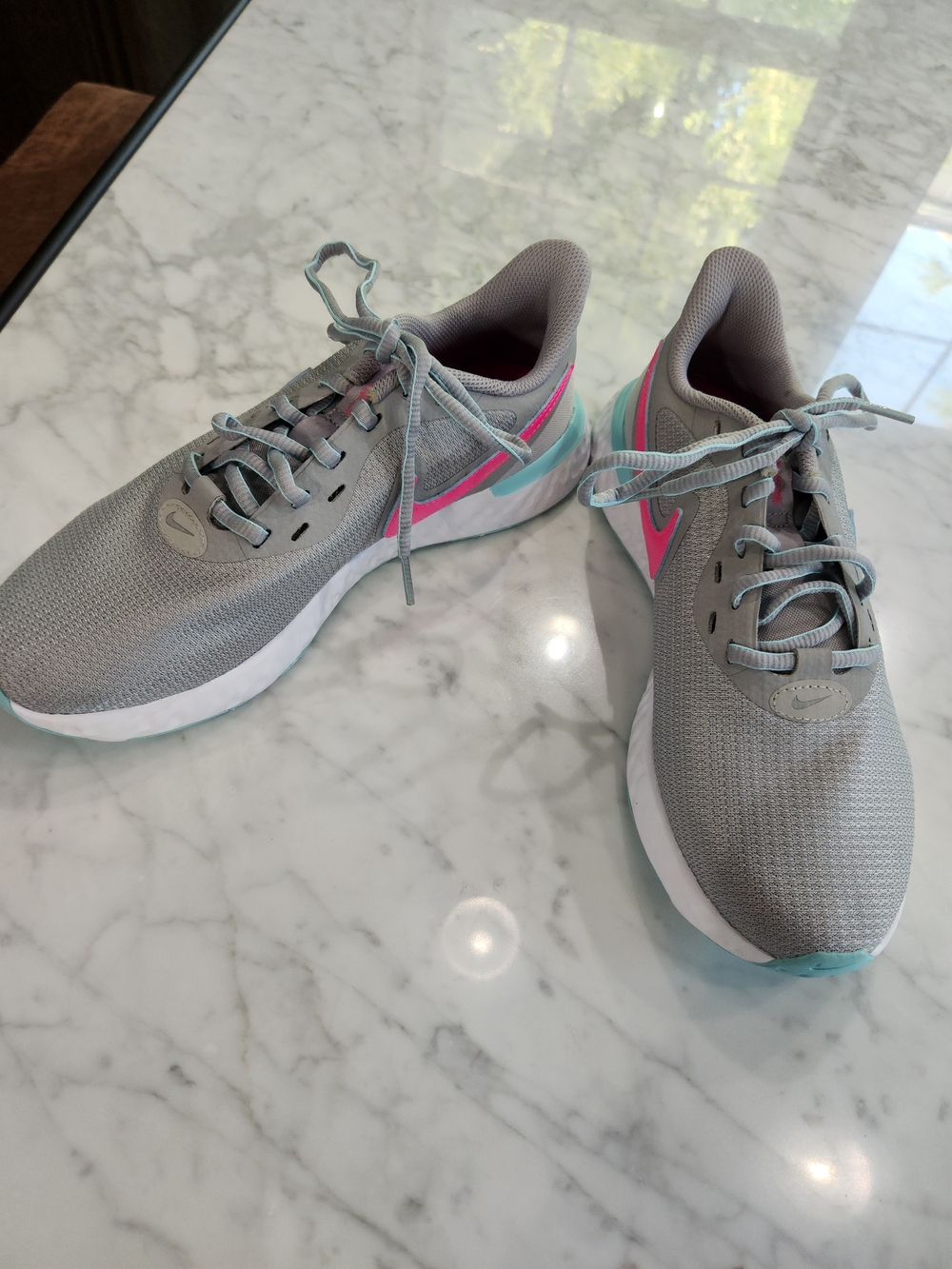 Nike Women's Gray Athletic Sneakers with Pink and Mint Accents, BRAND NEW.
